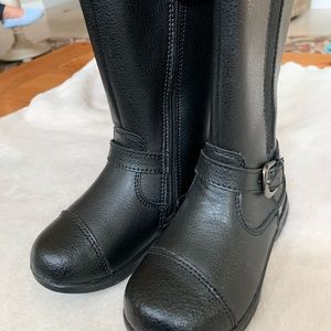 Black pediped boots size 24 (7.5-8)
